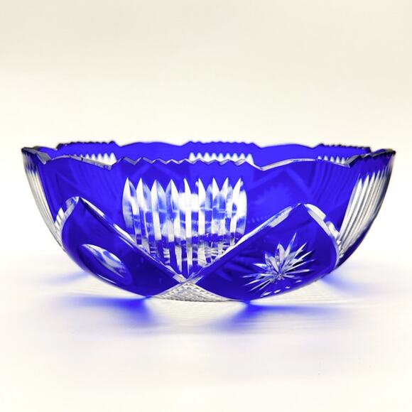 Cobalt Blue Crystal Cut to Clear Bowl with Scallop and Sawtooth Rim ~7.5" Diam - Picture 8 of 13